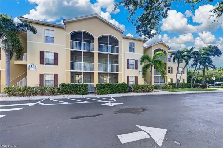 4122 Residence Dr 112, Fort Myers, Florida 33901