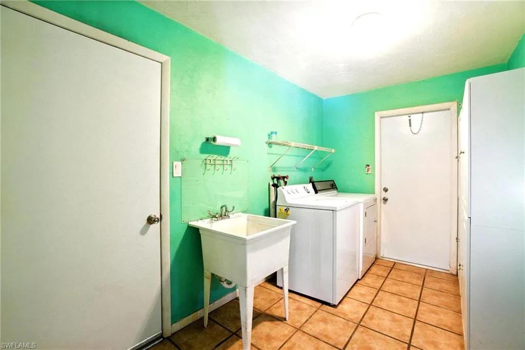 4400 17th AVE, Naples, FL 34116,225060610