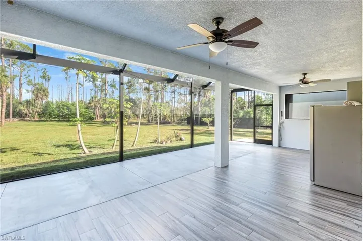 141 20th Ave Nw, Naples, Florida 34120