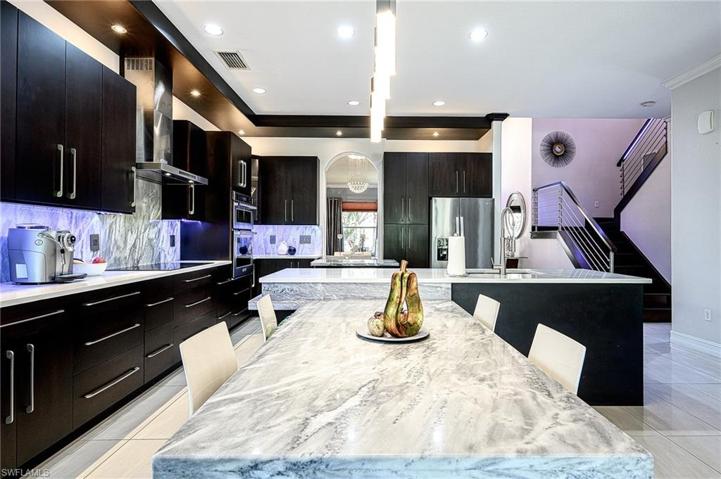 Casual Dining/Kitchen