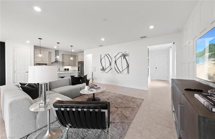 Photo of furnished model, options may vary.