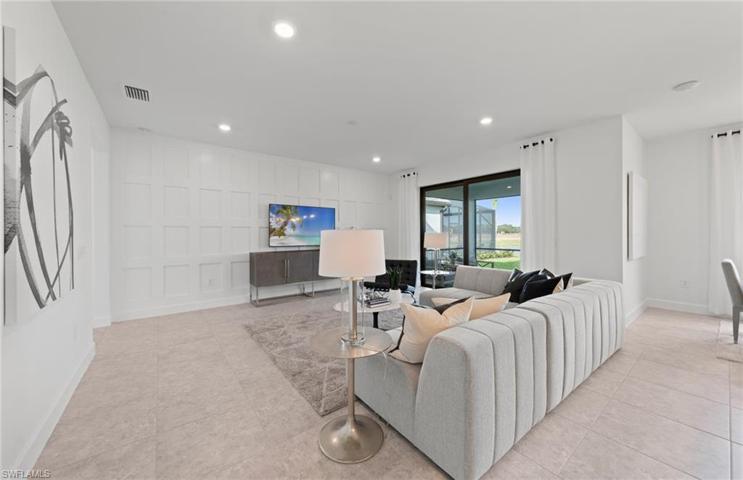 Photo of furnished model, options may vary.
