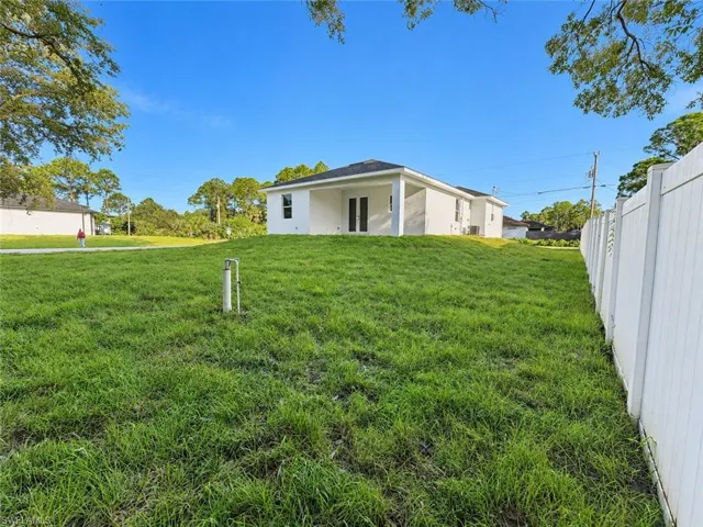 2719 28th St W, Lehigh Acres, Florida 33971