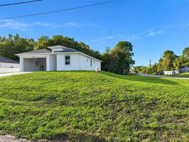 2719 28th St W, Lehigh Acres, Florida 33971