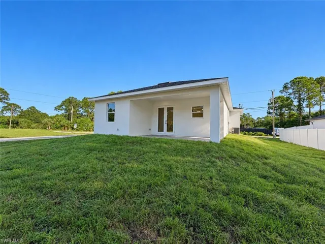 2719 28th St W, Lehigh Acres, Florida 33971