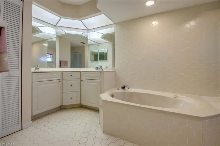 Linen closet to left.