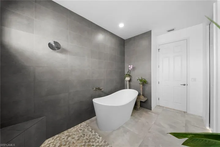 3951 Preserve Way, Estero, Florida 33928