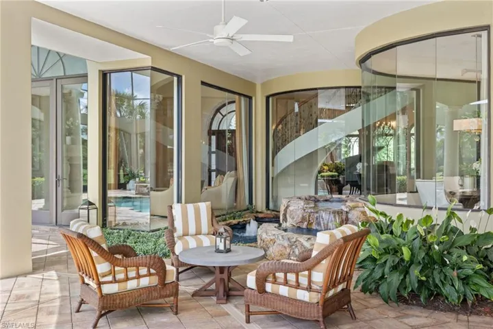 View of patio / terrace with ceiling fan