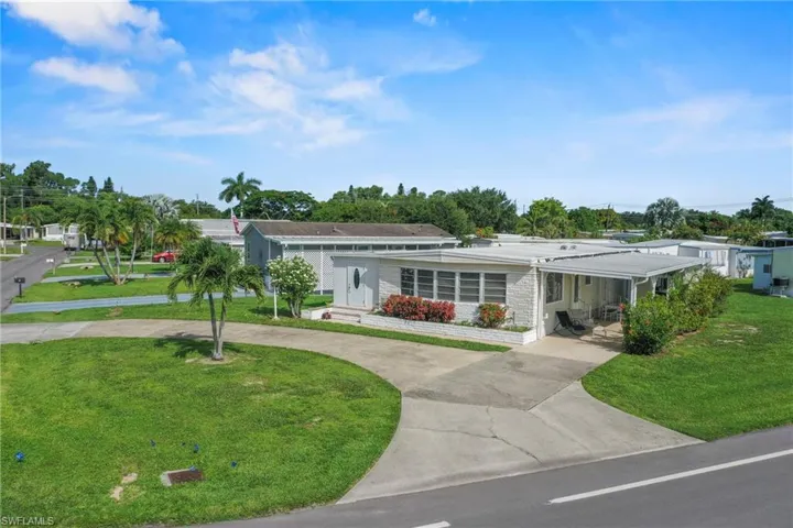 1 Cannes Dr, Naples, Florida 34112