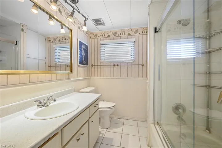 1 Cannes Dr, Naples, Florida 34112