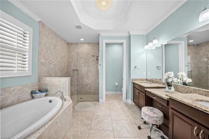 14309 Tuscany Pointe Cv, Naples, Florida 34120