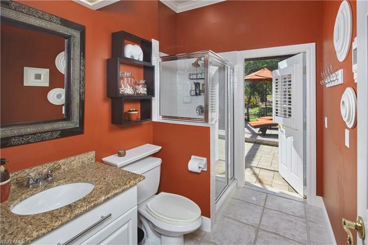 Full bath with pool access.
