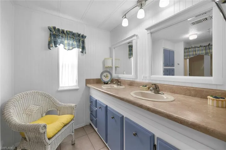 35  Blue Skys  DR, Naples, FL 34104
