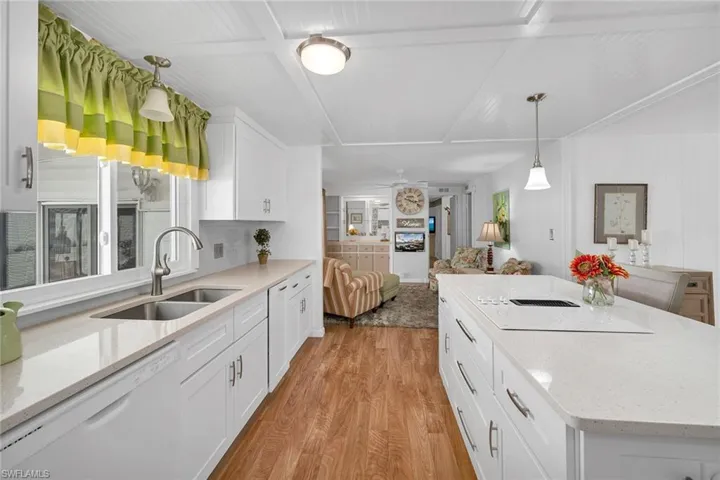 35  Blue Skys  DR, Naples, FL 34104
