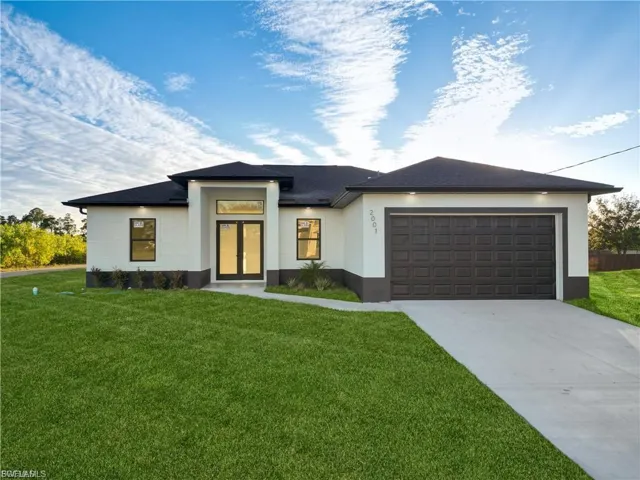 2001 Curry Ave N, Lehigh Acres, Florida 33971