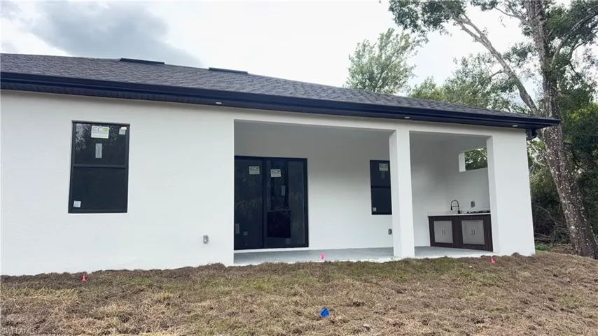 2375 2nd Ave Se, Naples, Florida 34117