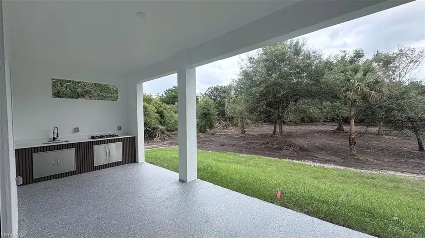 2375 2nd Ave Se, Naples, Florida 34117