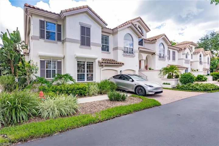 View of mediterranean / spanish-style house