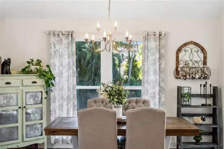 Dining room featuring a notable chandelier