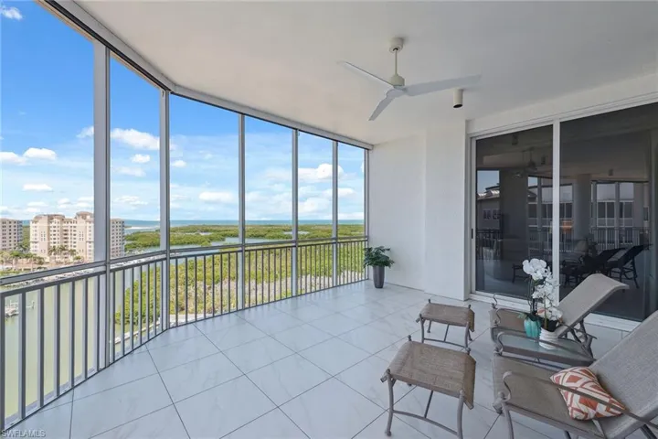13675 Vanderbilt Dr Ph1105, Naples, Florida 34110