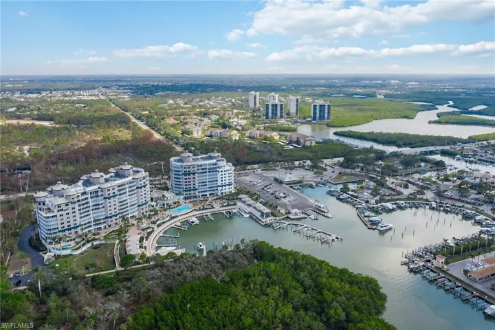 13675 Vanderbilt Dr Ph1105, Naples, Florida 34110