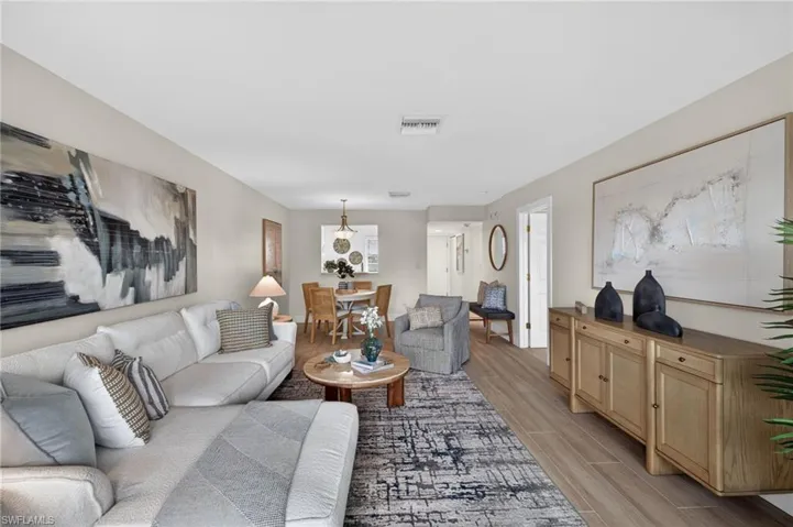 Spacious living room