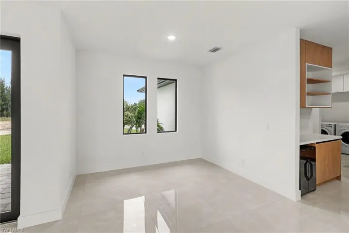 2115 Nw 15th St, Cape Coral, Florida 33993