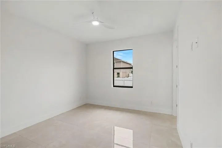 2115 Nw 15th St, Cape Coral, Florida 33993