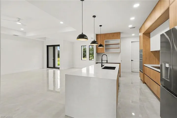 2115 Nw 15th St, Cape Coral, Florida 33993
