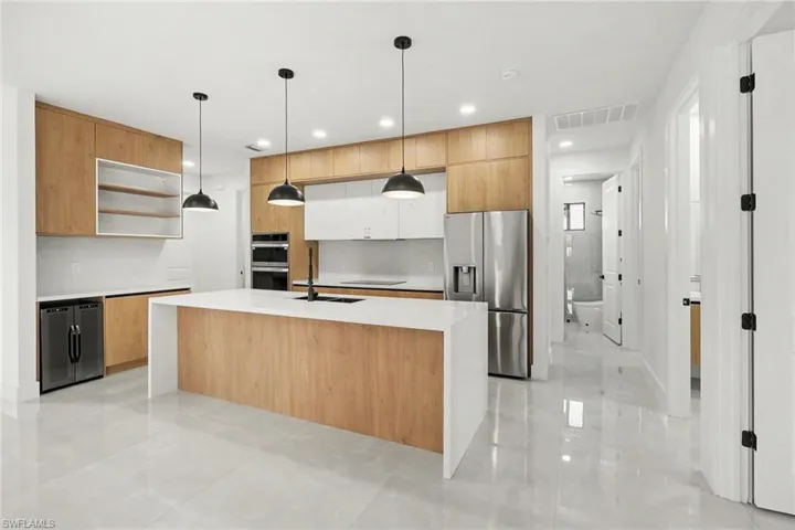 2115 Nw 15th St, Cape Coral, Florida 33993