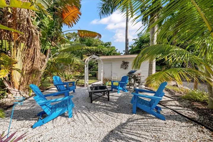 2400 Sunset Ave, Naples Fl 34112