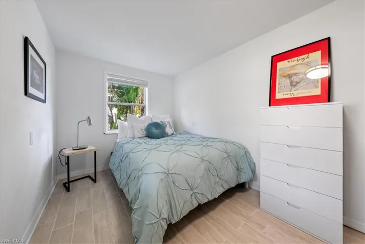 2400 Sunset Ave, Naples Fl 34112