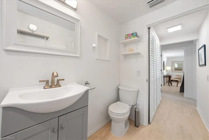 2400 Sunset Ave, Naples Fl 34112