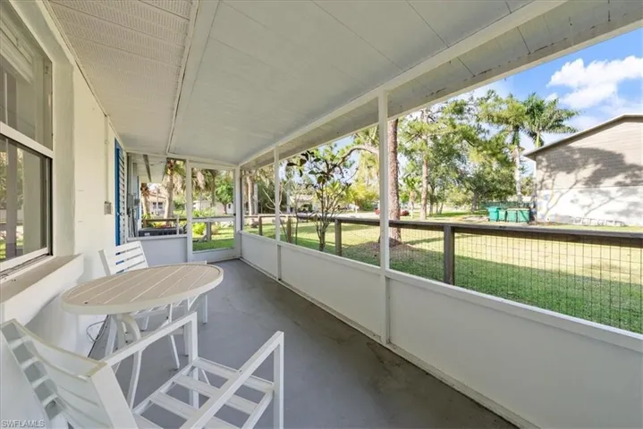 2400 Sunset Ave, Naples Fl 34112
