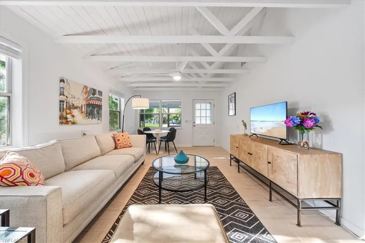 2400 Sunset Ave, Naples Fl 34112