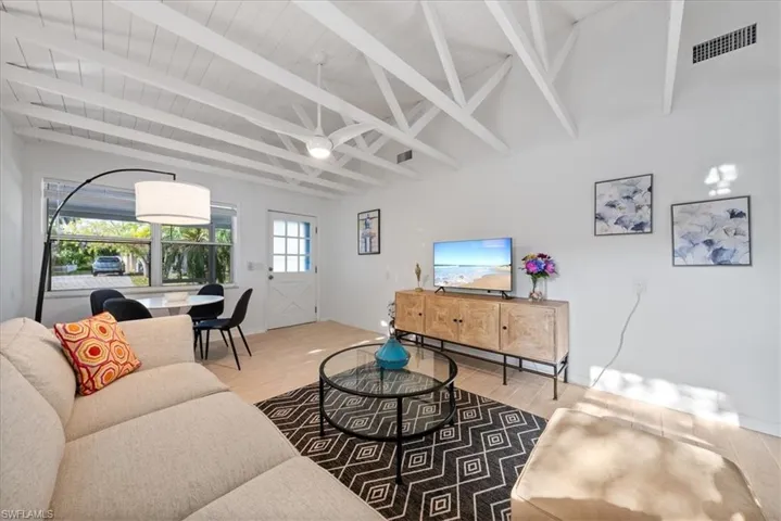 2400 Sunset Ave, Naples Fl 34112