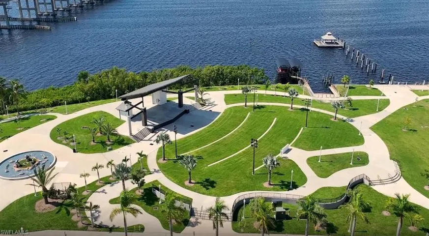 3706 Broadway 37, Fort Myers, Florida 33901