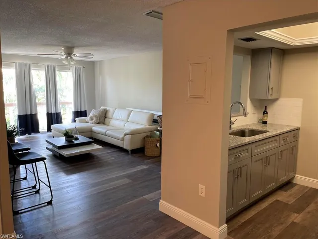 3706 Broadway 37, Fort Myers, Florida 33901