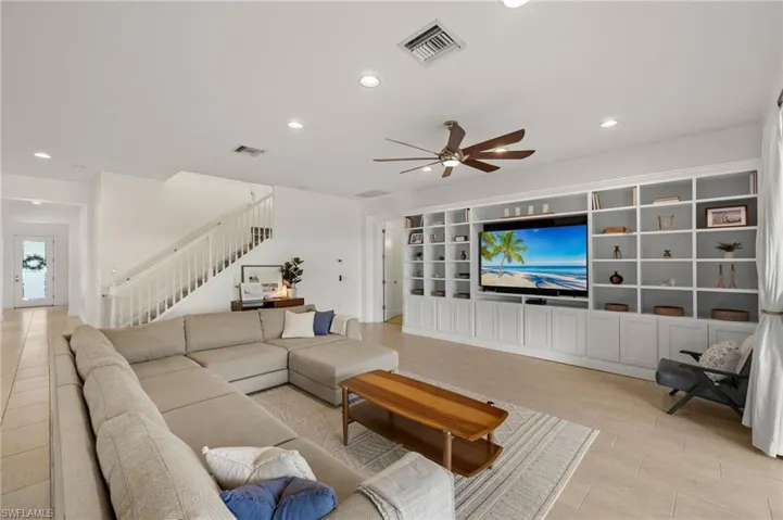 12713  Astor  PL, Fort Myers, FL 33913