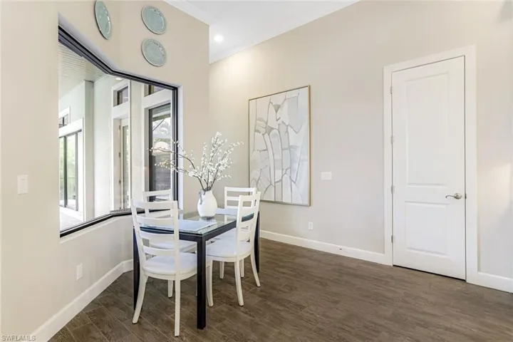 8663  Amour  CT, Naples, FL 34119