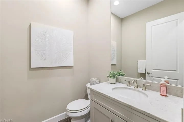 8663  Amour  CT, Naples, FL 34119