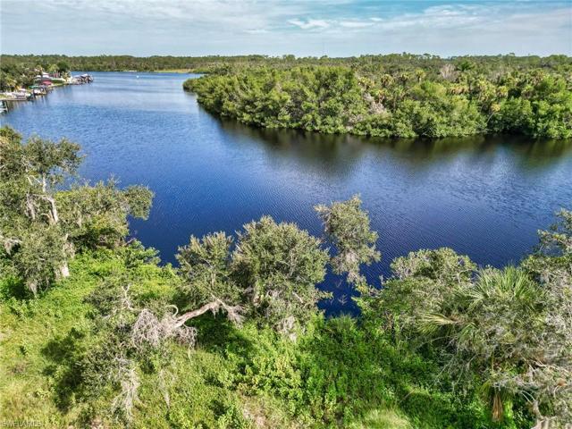 2330  Lazy River  LN, FORT MYERS, FL 33905