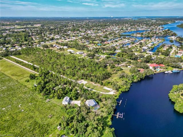 2330  Lazy River  LN, FORT MYERS, FL 33905