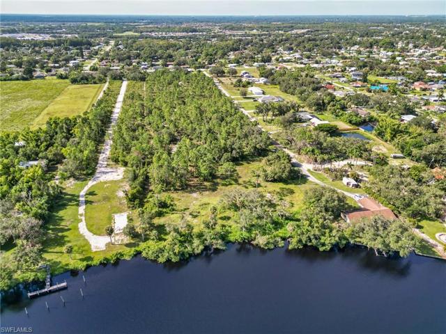 2330  Lazy River  LN, FORT MYERS, FL 33905