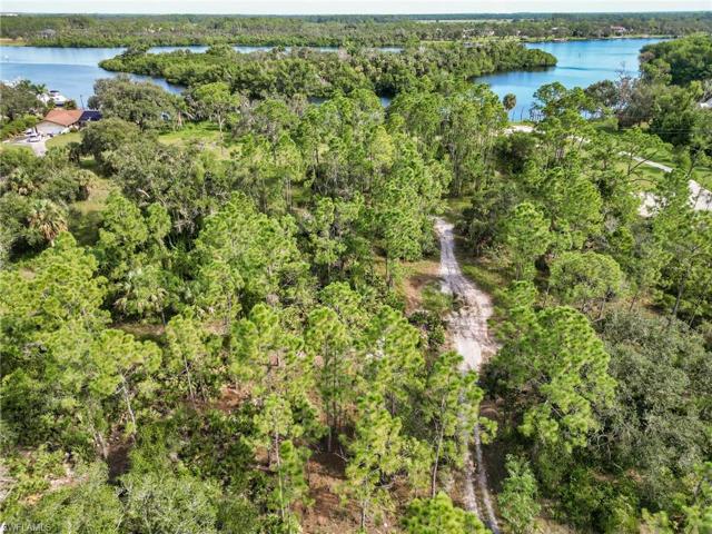 2330  Lazy River  LN, FORT MYERS, FL 33905