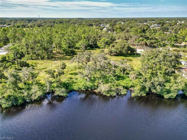 2330  Lazy River  LN, FORT MYERS, FL 33905