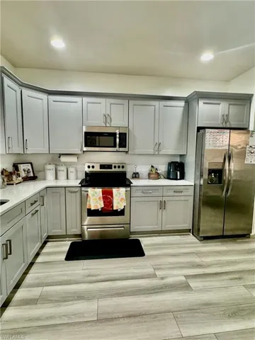9813  Foxhall  WAY, Estero, FL 33928