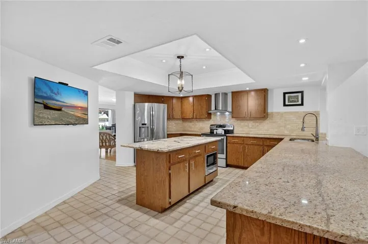 2140  Evergreen Lake  CT, Naples, FL 34112