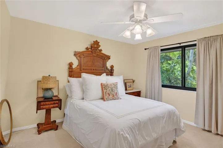 2140  Evergreen Lake  CT, Naples, FL 34112
