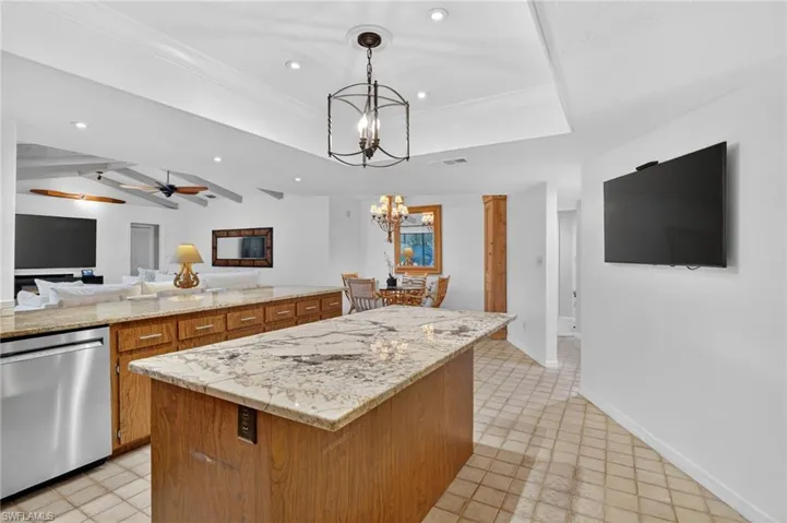 2140  Evergreen Lake  CT, Naples, FL 34112